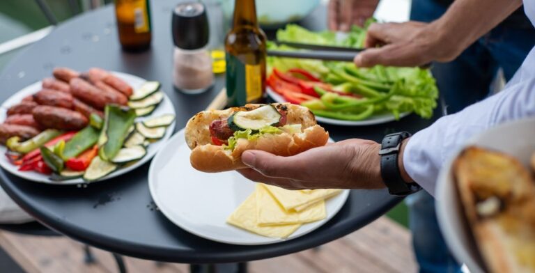 Healthy Eating Tips for a Strong and Active Lifestyle